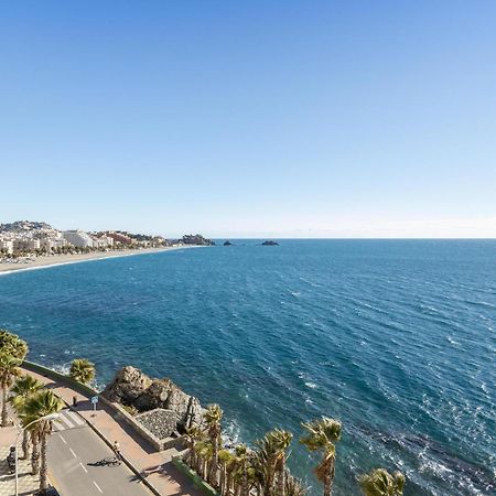 Apartment With Sea View อัลมูเญการ์ ภายนอก รูปภาพ