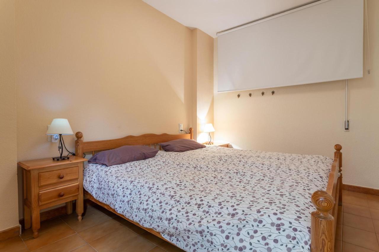 Apartment With Sea View อัลมูเญการ์ ภายนอก รูปภาพ